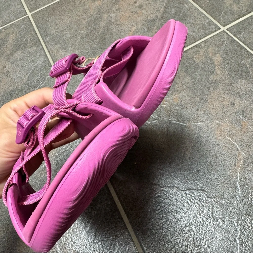 NEW Chaco Chillos Slides Kids Buckle Sandals Outskirt Fuchsia Pink 5 NWT